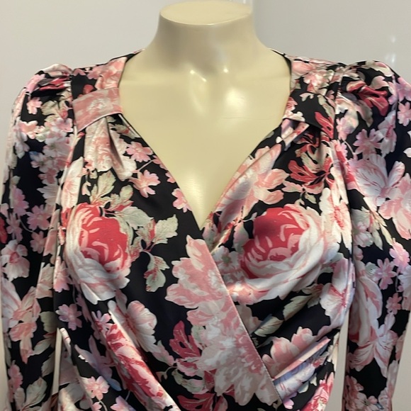 NWT Bardot Samara Rose Garden Wrap Dress - Size 4 - Picture 6 of 8